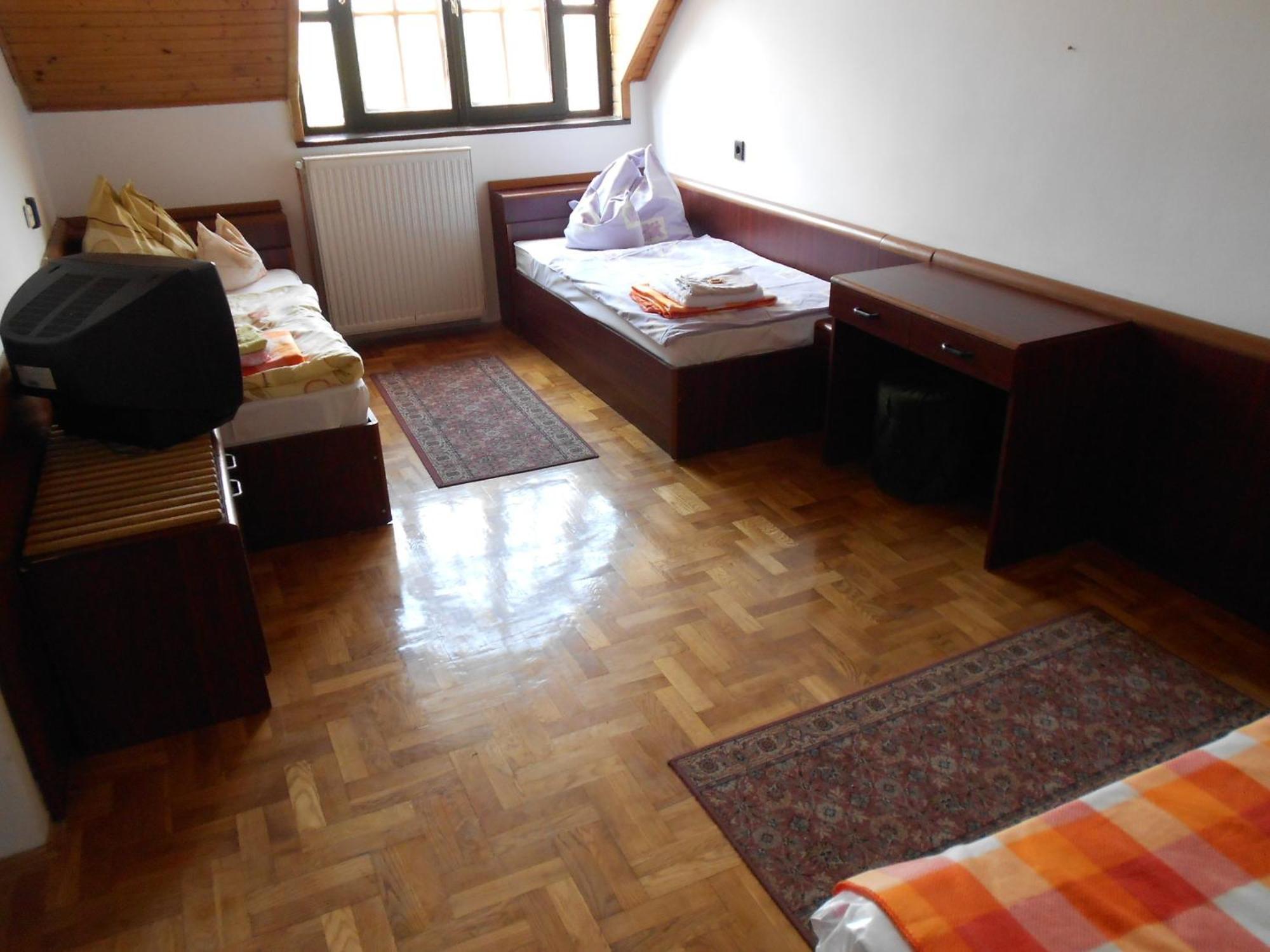 Bed and Breakfast Peregrino Panzió Budaörs Habitación foto